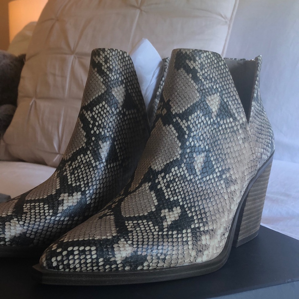 Vince Camuto Snakeskin Gigietta Snip Toe Bootie